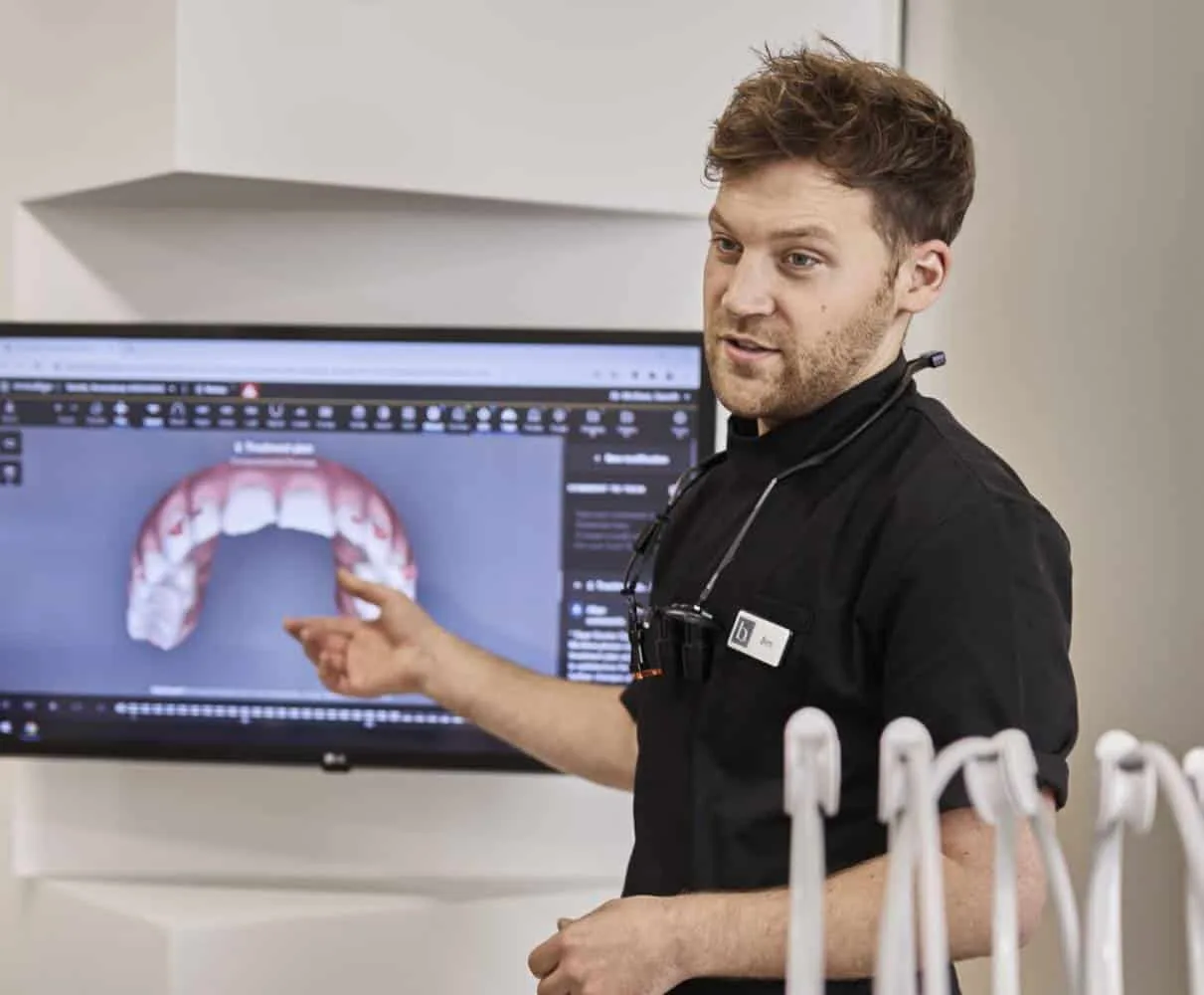 Dr Ben discussing dental case beyond dental