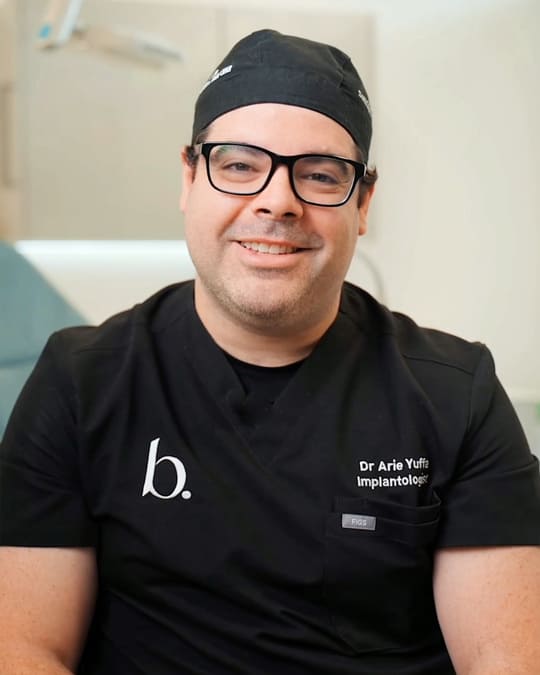 SOLIHULL-OXFORD-LEAMINGTON-Dr-Arie-Yuffa-Implantologist