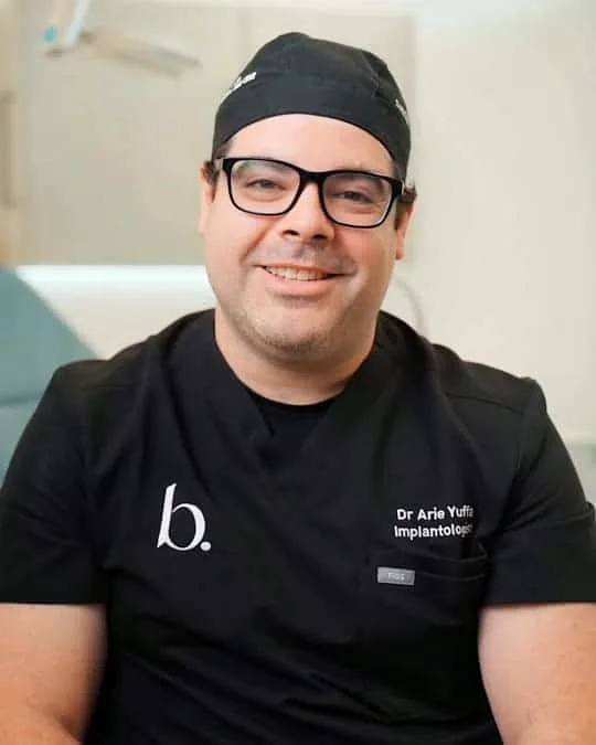 SOLIHULL-OXFORD-LEAMINGTON-Dr-Arie-Yuffa-Implantologist